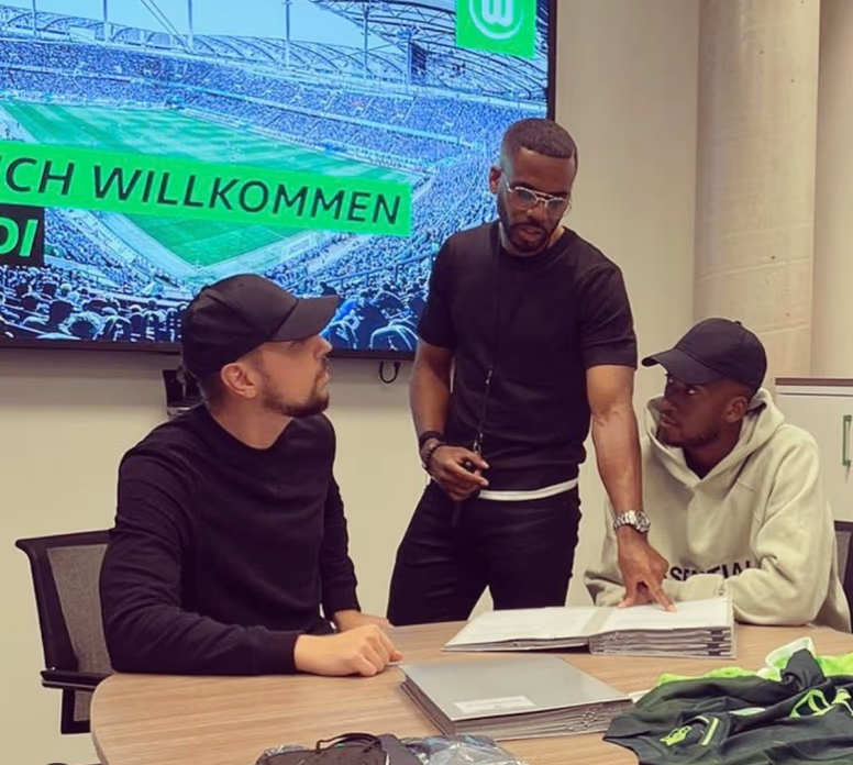 Étude de cas du transfert de footballeur de Dodi Lukebakio